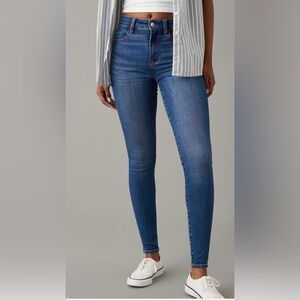 AMERICAN EAGLE Next Level High-Waisted Jegging Jrs sz 4